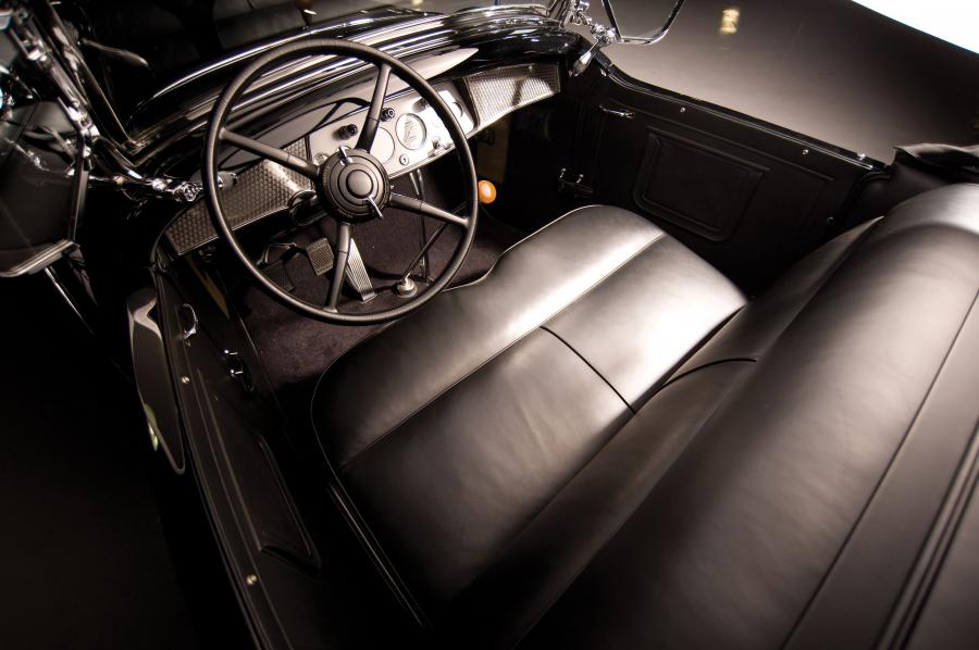  Cadillac V16 Roadster by Fleetwood 1930 года  (фото 11 из 12)